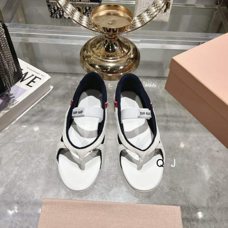 Picture of Miumiu Shoes _SKUMiuMiusz35-40J020318183
